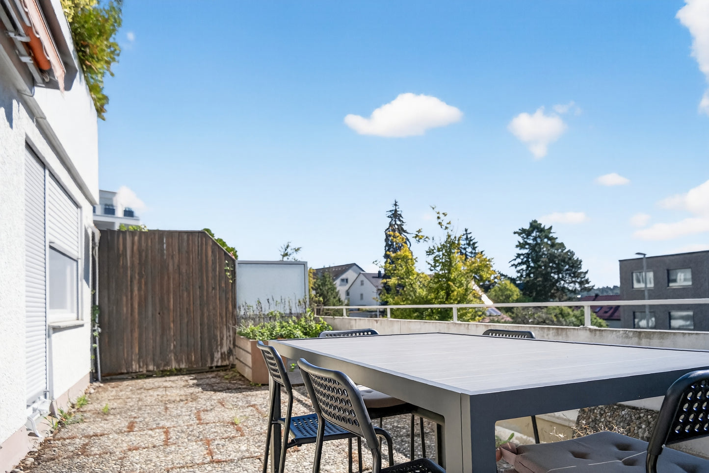 Wohnen auf der Sonnenseite – 3,5-Zimmer-Terrassentraum in Stuttgart-Dachswald