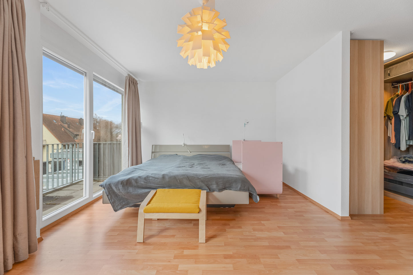 ERFOLGREICH VERMITTELT - Modernes Reihenmittelhaus mit Garten in Stuttgart-Stammheim