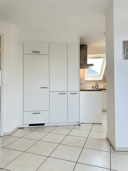 ERFOLGREICH VERMIETET - Dachgeschosswohnung mit Traumblick – Stuttgart-Ost